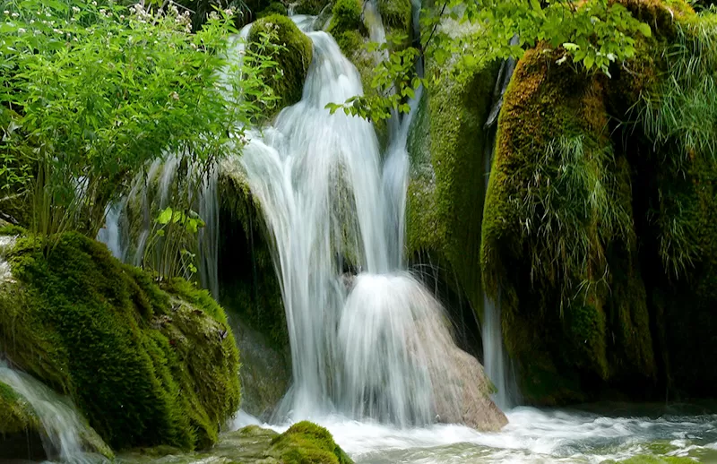 Taxi transfer to plitvice lakes national park Croatia